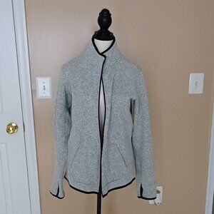NIKE-WOMENS THERMA FIT-GRAY JACKET W/BLACK TRIM-SIZE XL-POLY-EXCELLENT CONDITION